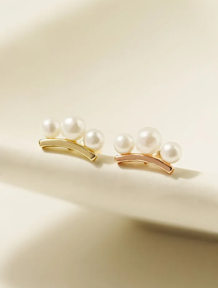 14K Gold Bloom Pearl Cartilage Earring 20G MinimalBijoux Earrings