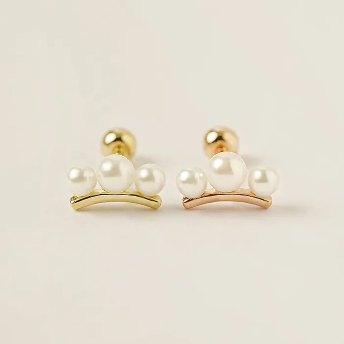 14K Gold Bloom Pearl Cartilage Earring 20G MinimalBijoux Earrings
