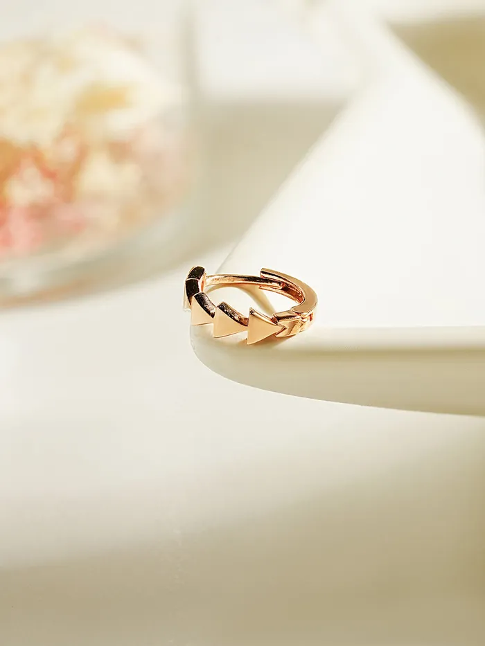 MinimalBijoux Earrings 14K 18K Signal Cartilage Hoop Earring