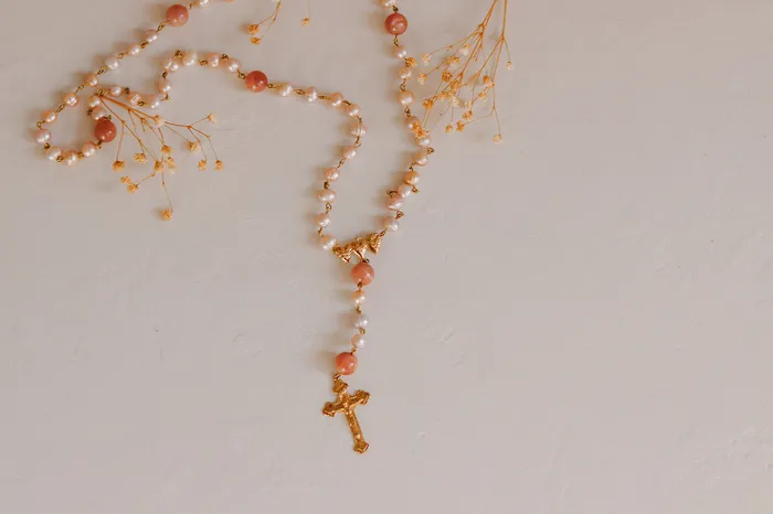 The Little Catholic Holy Family Hearts Rosary III Pearl Necklaces