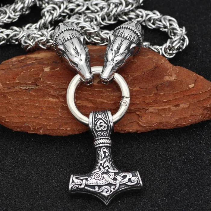 VikingStore Necklaces Silver King Chain Featuring Bear Heads Holding Mjolnir Pendant