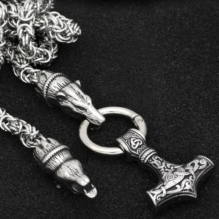 VikingStore Necklaces Silver King Chain Featuring Bear Heads Holding Mjolnir Pendant